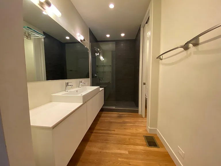 435 W Hobbie St — Photo 22