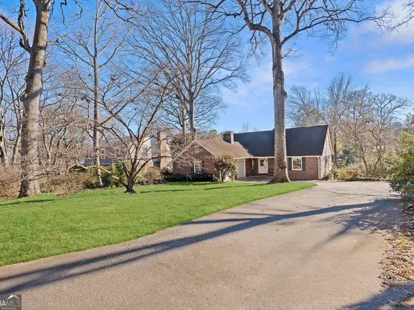 4251 Tuckersham Ln, Tucker, GA 30084