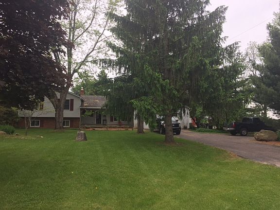 3rd image of 10319 Dobbin Ln