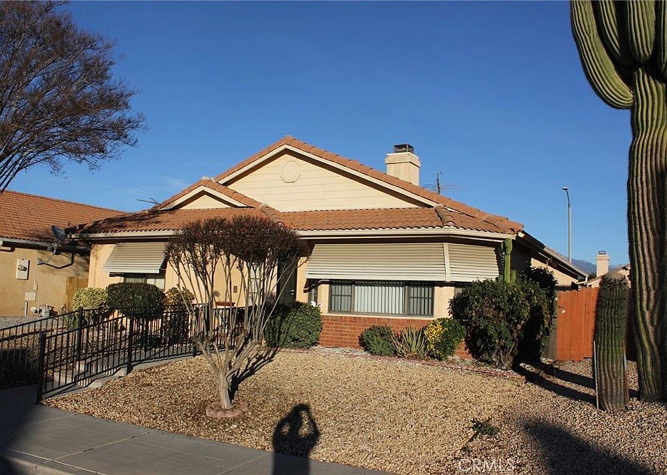 1st image of 750 Alondra Dr