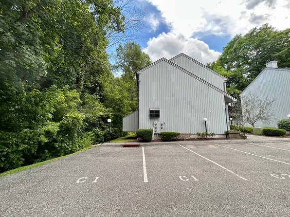 19 Somers St Unit C1, Danbury, CT 06811