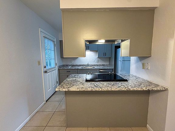 5th image of 3146 NW 46th Ave