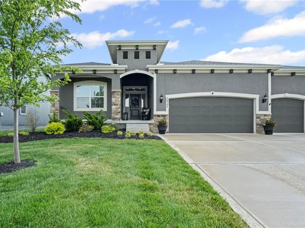 10703 N Fisk Ave, Kansas City, MO 64154