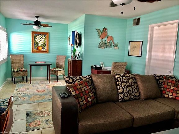 4th image of 2111 Lakeview Dr APT 7B