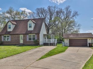 2381 Central Dr, Fairfield, OH 45014