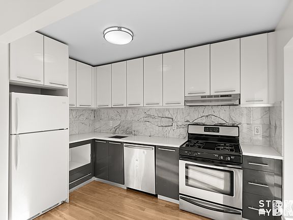 4th image of 279 Lee Ave APT 3
