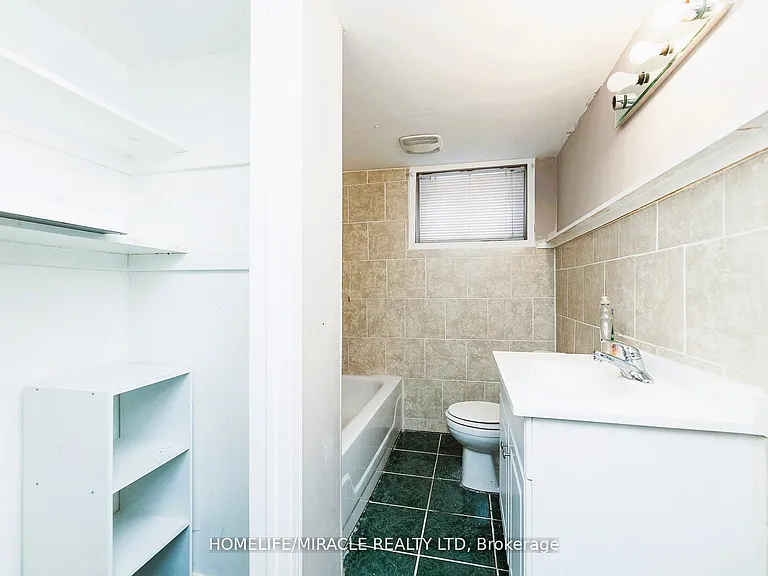 1251 Warden Ave #BASEMENT — Photo 14