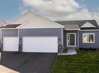 9925 32nd St NE, Saint Michael, MN 55376