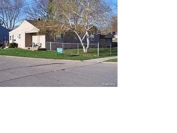 32404 Muskegon Ct, Westland, MI 48186
