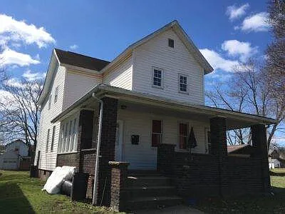 1135 E Grant St Photo 1
