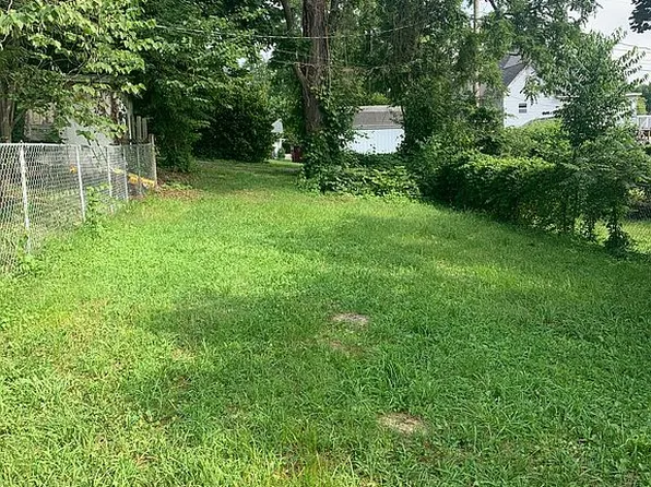 204 Poplar St W, Johnson City, TN 37604