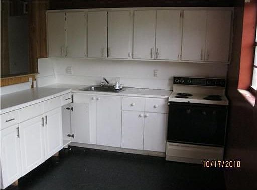 2nd image of 1501 SW 66th Ave