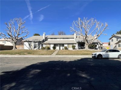 1801 E Avenue J10, Lancaster, CA, 93535