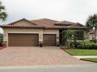 3825 Ruby Way, Naples, FL 34114