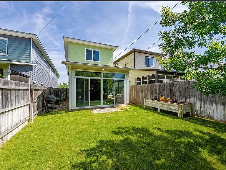 412 Natalen Ave — Photo 23