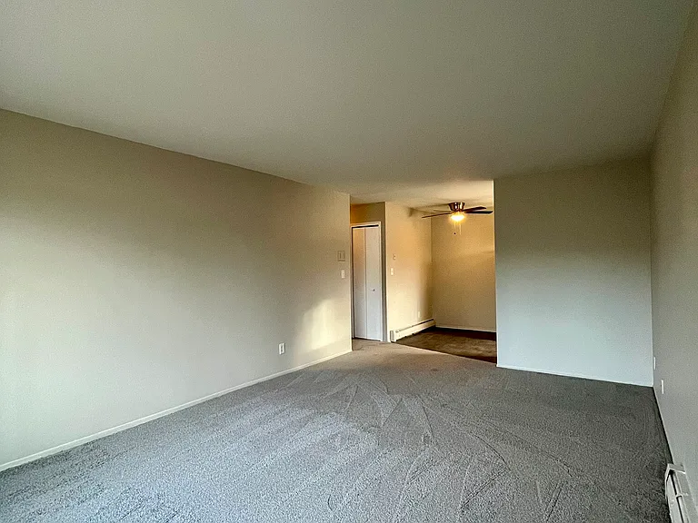1213 Sycamore St #106 — Photo 3