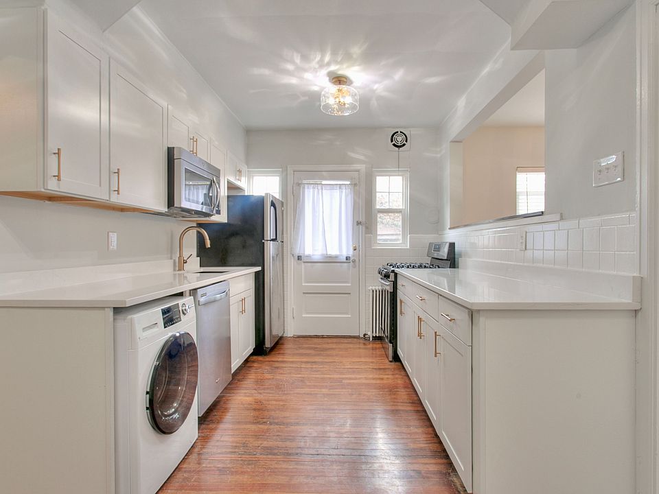 1st image of 1355 Cryer Ave APT 1