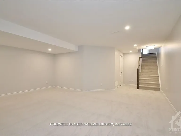 538 Sonmarg Cres — Photo 29
