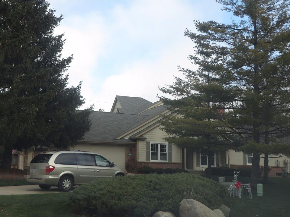 1st image of 16964 Country Knoll Dr