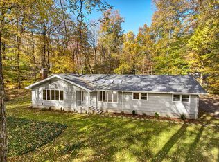 104 Florence Ln, Fairfield, CT 06824