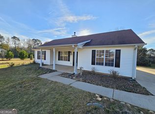 128 Locust Rd, Locust Grove, GA 30248