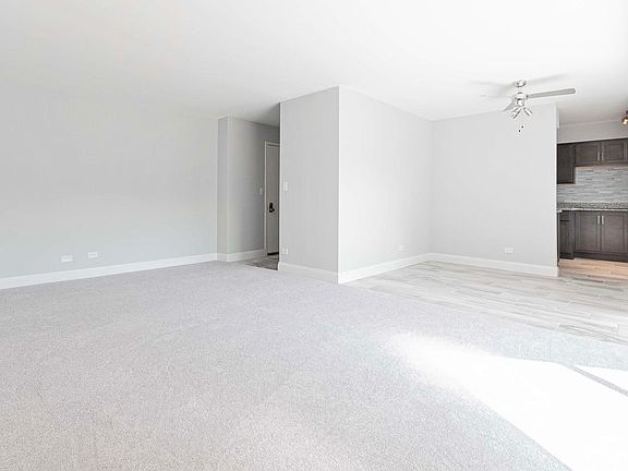 5th image of 111 S Baybrook Dr Unit 108