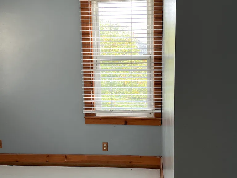 112 Etna St — Photo 25
