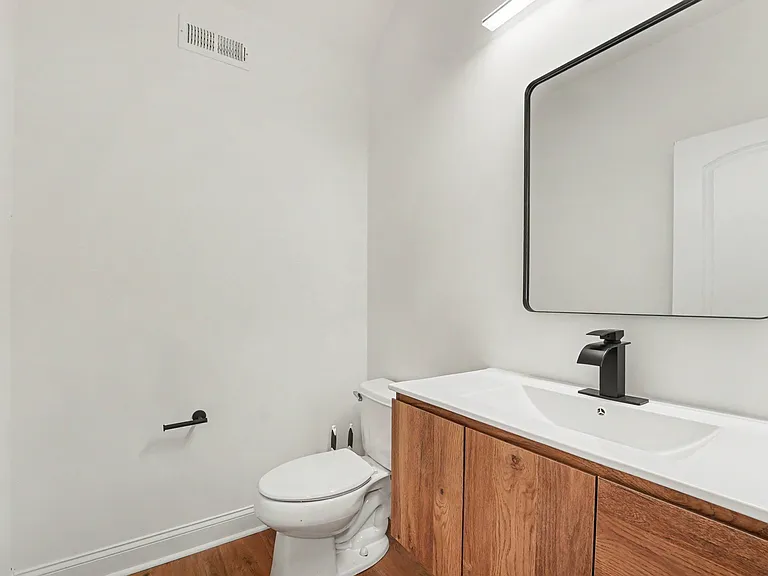 8312 Compton Acres Ln — Photo 17