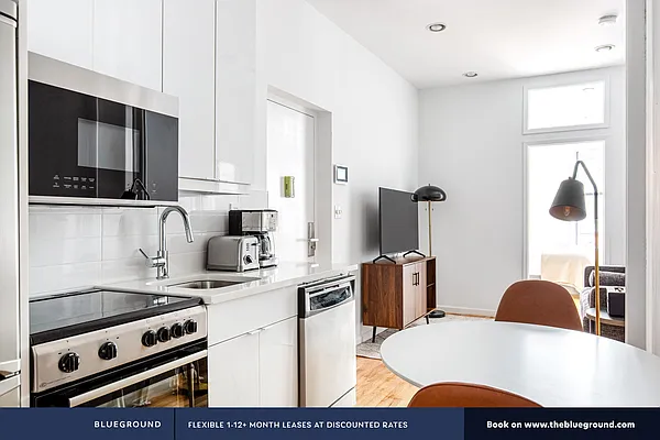 Rented by The Blueground | media 18