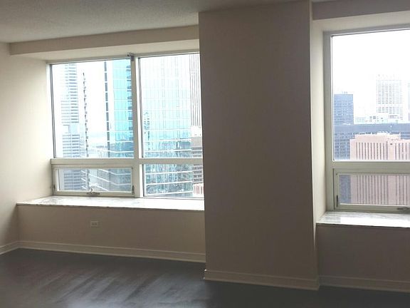2nd image of 512 N McClurg Ct APT 5109