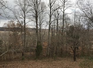 1074 Bloom Landing Rd, Charlotte, TN 37036