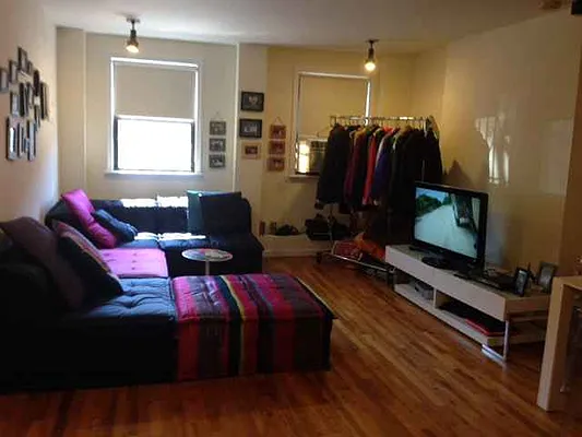 Rented by Francine Realty | media 16