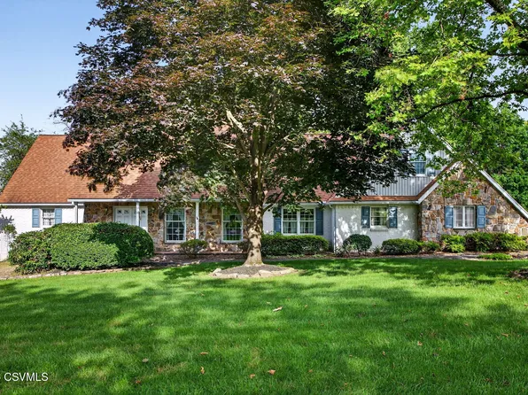49 Frosty Hills Dr, Danville, PA 17821
