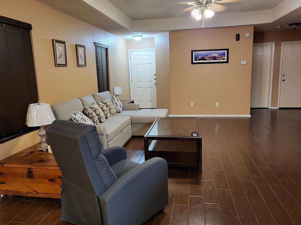 1st image of 8719 Laguna Fls