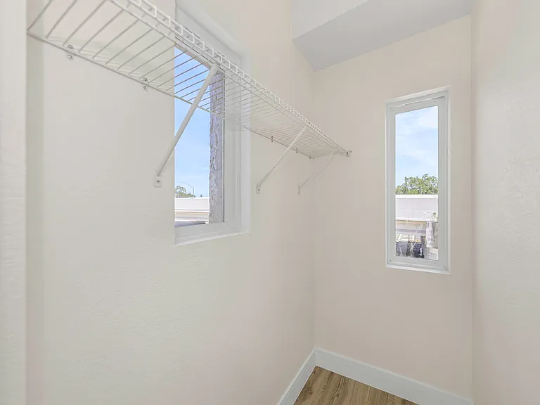 409 8th St N #4 — Photo 19
