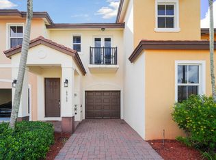 6960 Long Pine Cir, Coconut Creek, FL 33073