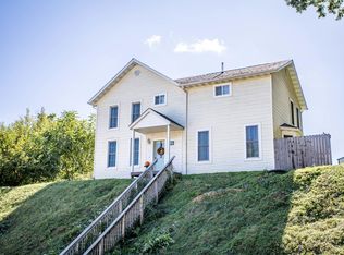 817 Fuller St, Muscatine, IA 52761