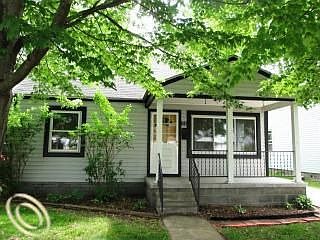 2nd image of 6137 Fellrath St