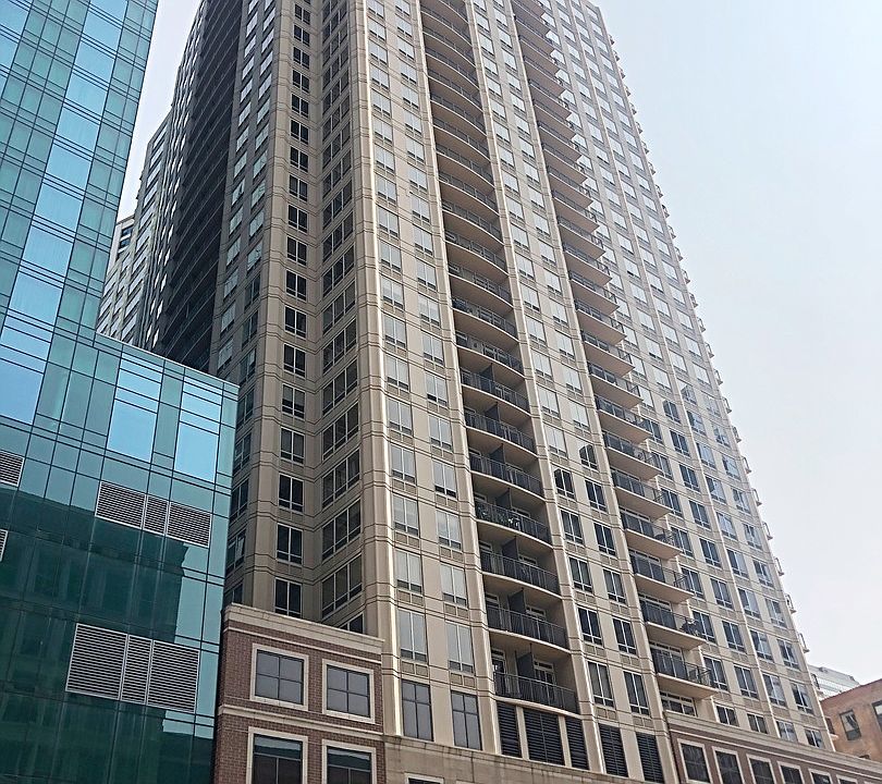 1st image of 1111 S Wabash Ave APT 1105