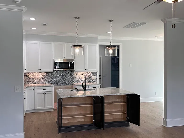 3842 W Wilson St — Photo 7