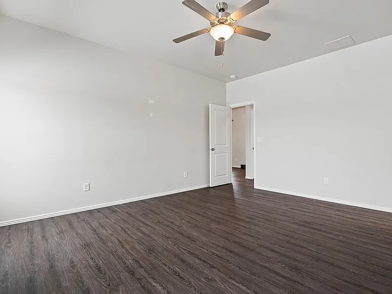 397 Marjorie St — Photo 15