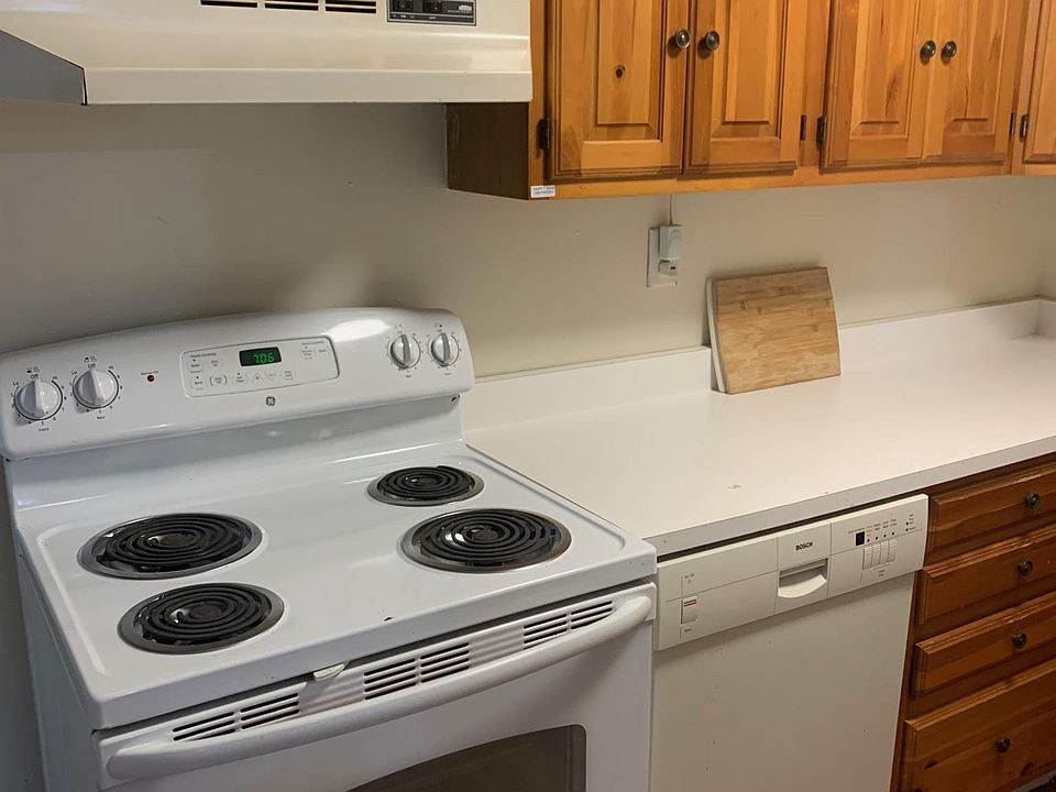 108 Juniper Ln Middlebury VT Zillow