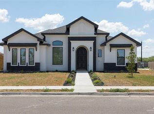 711 La Laguna Rd, Mission, TX 78572