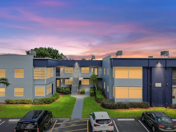 137 Burgundy C # 137, Delray Beach, FL 33484