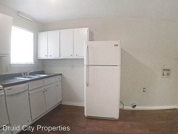 5th image of 3600 24th St APT 207