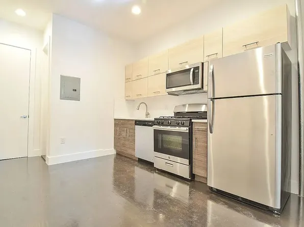 55 Brooklyn Avenue image 1 of 5