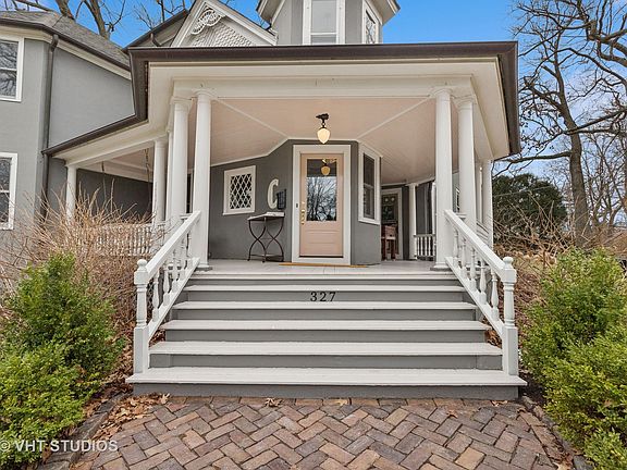 3rd image of 327 E Sheridan Pl