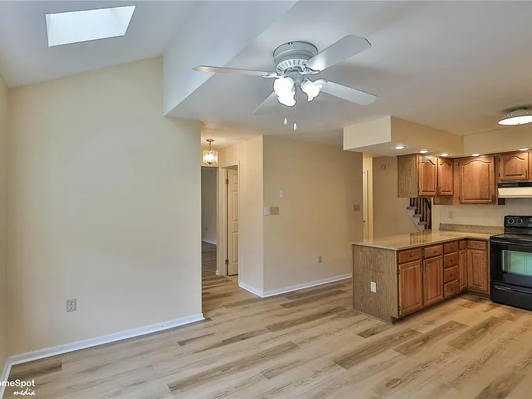 4059 Wedgewood Rd — Photo 12