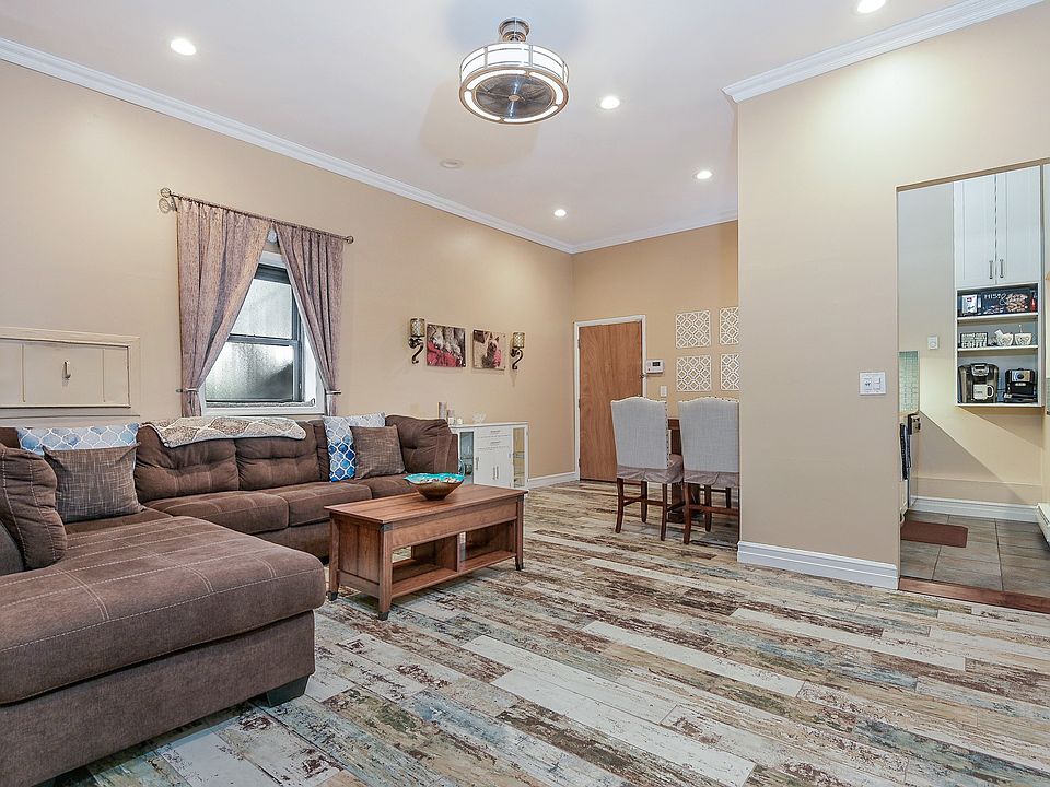 55 Fieldstone Drive