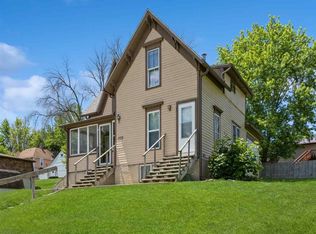 426 N 1st St, West Branch, IA 52358